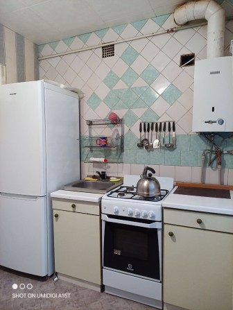 Без комиссии Сдам 2 кмнатную квартиру пр Слбожаский. Свет есть постоян - фото 1