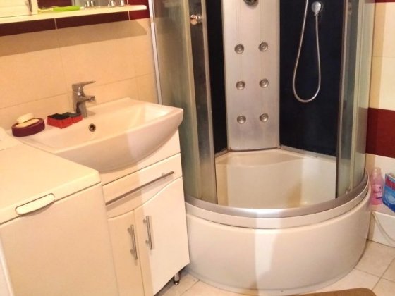 Минский массив.Ул. П. Калнышевского, 7.Сдам хорошую 2к., 76м2. Киев