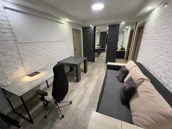 2 кім, вул Ялтінська 14, 45 м2 Киев