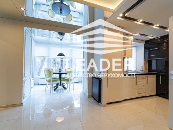 Сдам 2к.ЦЕНТР-VIP-уровня!Аналогов -нету!Паркинг авто!Свет не отключают Винница