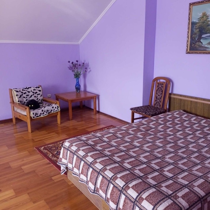 Здається частина будинку з урахуванням комунальних платежів - фото 1