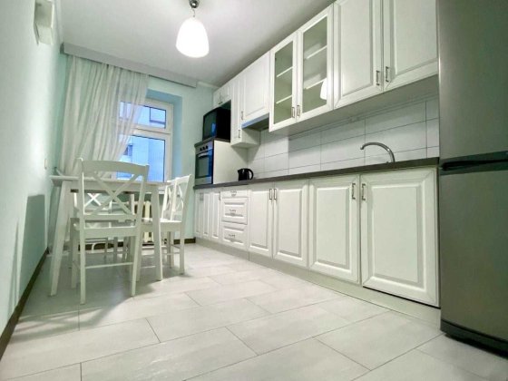 Оренда 3-кім. квартири. пр. Чорновола-бл. Центр Львов