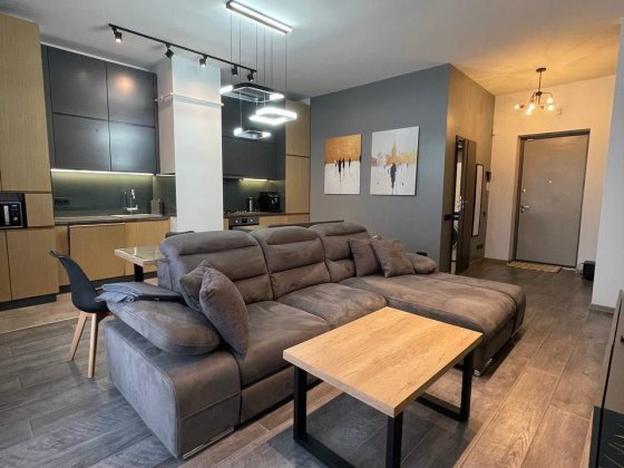 Оренда 1к кв з терасою ЖК Forum Apartments вул Під Дубом Центр Львов