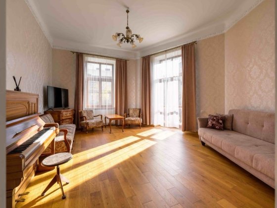 Оренда 2-кім квартира Центр Скельна Львов