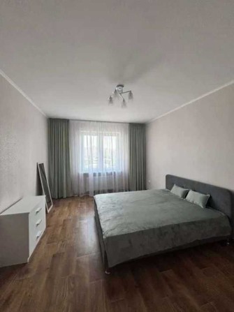 Здається 1-кімнатна квартира на вул.Коноплянській,22Б - фото 1