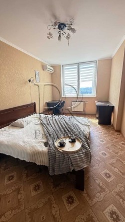 Оренда 2 кімн. квартири Осокорки, Позняки, Патріотика, Бажана - фото 1