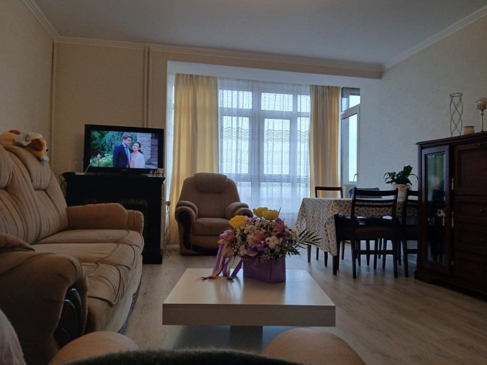 Аренда. Однокомнатная квартира Крытый рынок. 40кв.м. - фото 1