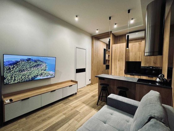 Сдам 2-комн кв в новострое в центре (ЖК Панорама)