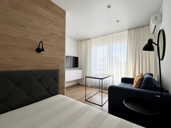 Ореда 1к, вул. Ю. Здановської, Голосіївський район метро Васильківська Київ