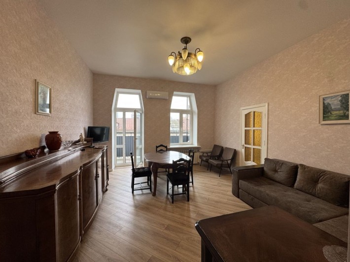 Оренда 2к квартири на вул. Антоновича 26 після ремонту 70м2 - фото 1