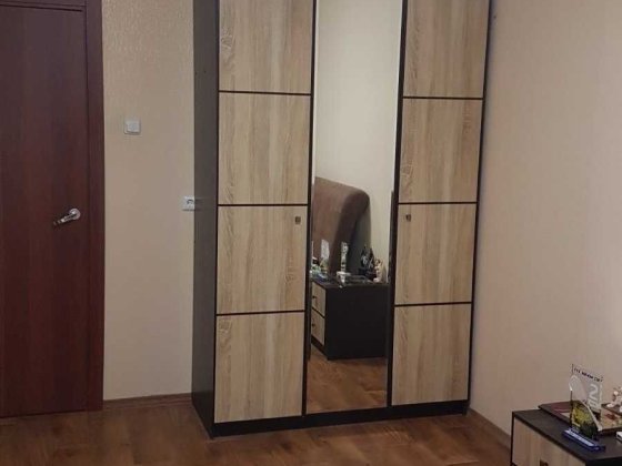 Здам 1-о кімнатну Голосіївський р-н. Академіка Глушкова 9Є. 4/25пов, Київ