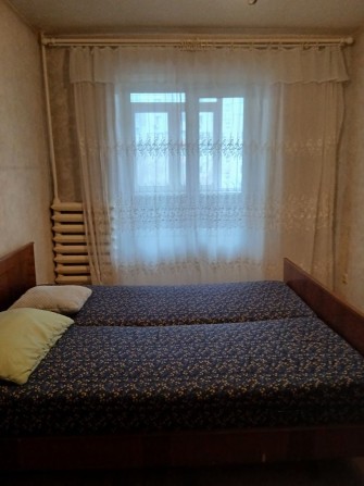 Сдам 2 комнатную квартиру проспект Поля - фото 1