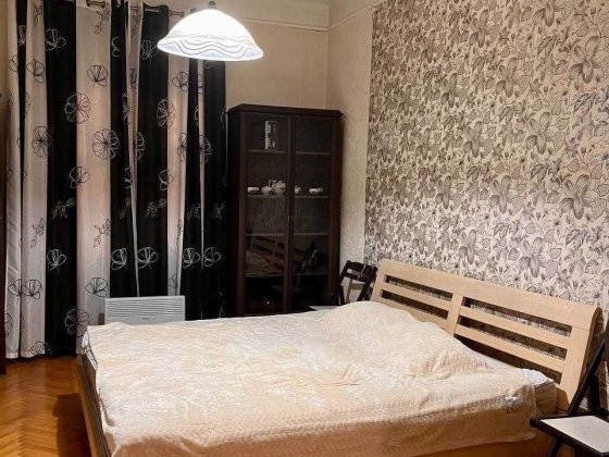 Однокімнатна квартира біля Дарницького вокзалу. ГАЗ! Київ