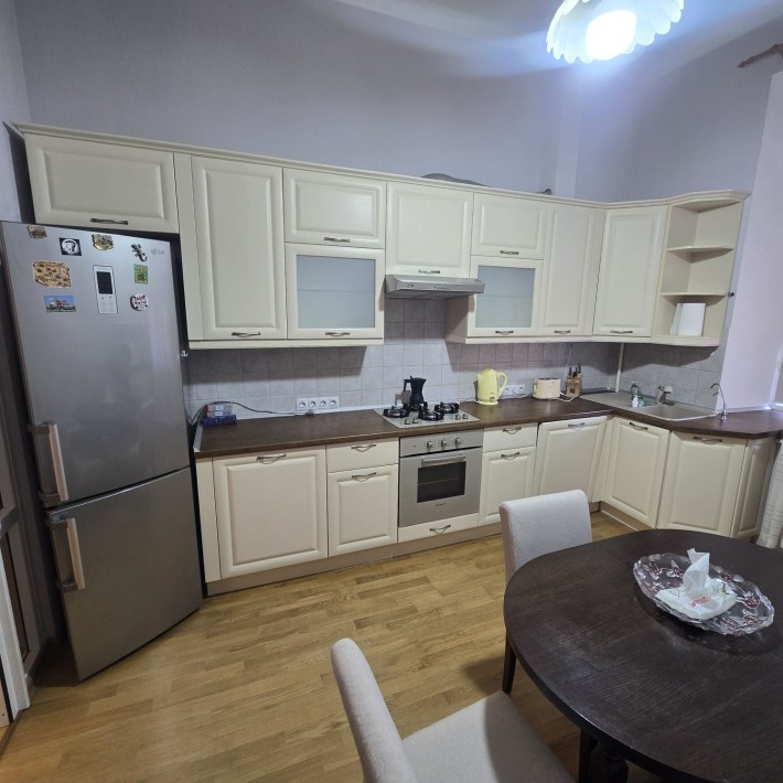 Аренда 4х кв Соборная 40,возле ДК 140м 41000грн торг. - фото 1