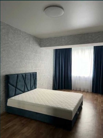 Сдам в аренду 2-к квартиру в центре - фото 1