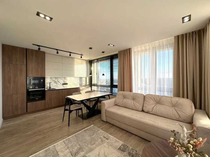 ЖК Славутич! 2 окремі спальня + кухня-студія! Видова! - фото 1