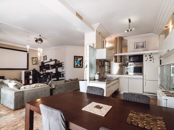 Сдам 2-ком квартиру 100м ,Свет 24/7, жк Шахнаме.  Центр Одессы. 6 этаж Одесса