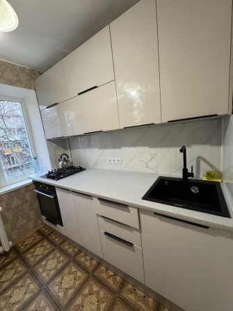 2 комнатная Черемушки Филатова/ Космонавтов - фото 1