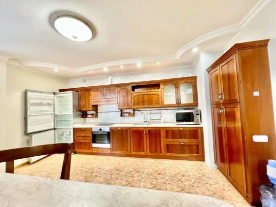 Паркінг в ціні. Старонаводницька 4в ремонт печерськ Киев