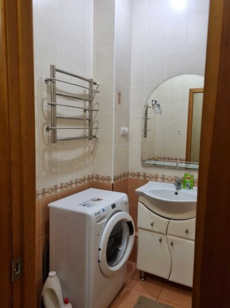 Сдам‼️2 к.кв. с ремонтом метро Масельского,Новые дома - фото 1