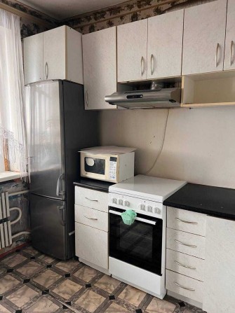 Сдам 1 комн., квартиру,  Ж/М Тополь, Победа, Сокол, 12-квартал. - фото 1