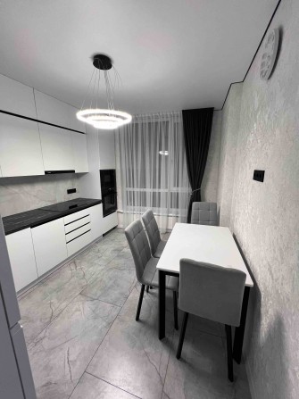 Аренда 1-кімнатної квартири ЖК Світлопарк Столичне Шосе 5 а - фото 1