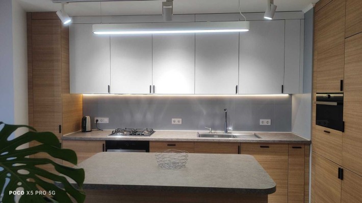 Оренда просторої та стильної квартири в новобудові по вул. Мечникова - фото 1