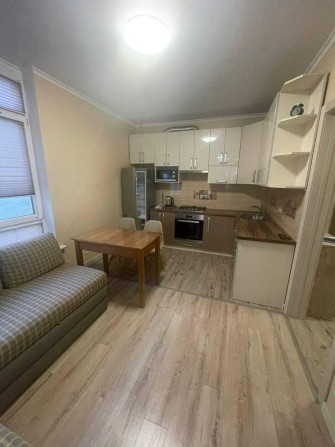 Оренда 2к-студії квартири - фото 1