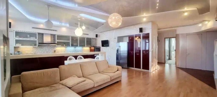 Оренда 3к квартири ЖК Каскад-2
Олександра Поля (низ)
Херсонська вул. 9 - фото 1