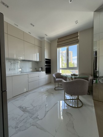 Оренда елітної квартири на Жилянській. Центр (38 Перлина) - фото 1