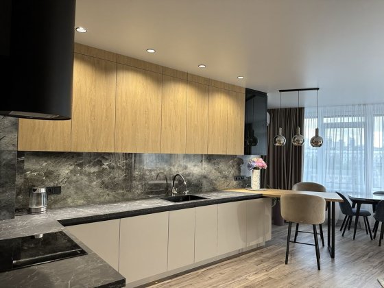 Велика стильна нова квартира 2 спальні ЖК Manhattan City Генератор Киев