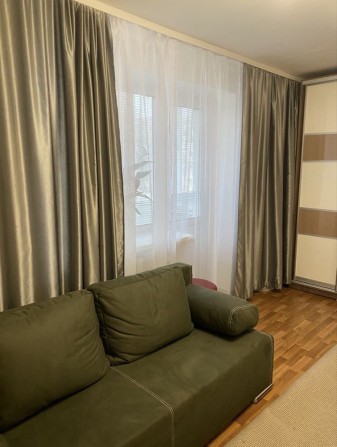 Здам 2к квартиру на проспекті Богдана Хмельницького 8є - фото 1