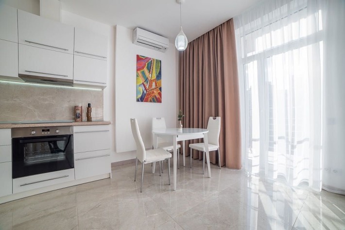 Французький Квартал, Саперне Поле 12 - фото 1