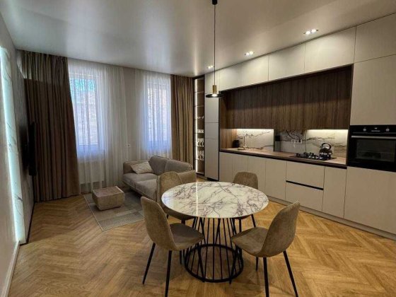 Оренда 1к квартири по вул. Пекарська Львів