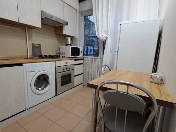 Оренда 2к квартири Калинова
Артеківська вул. 25 Дніпро