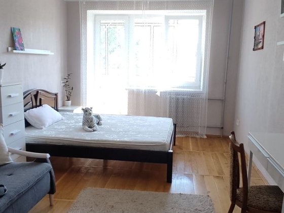 Вільна!!! Оренда  2х кімнатну квартиру по вул.Олени Степанівни Львів