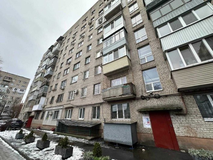 Сдам теплую 2к на ул. Громова 7, район проспекта Леси Украинки! - фото 1