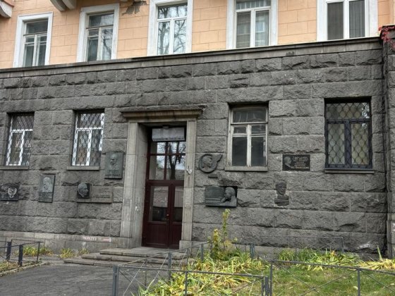 Ул.Б.Хмельницкого 68,Шевченковский р-н Київ