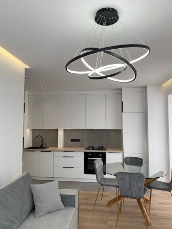 • Оренда СУЧАСНОЇ кв. 55м² по вул. Шевченка. 15 хв ходьби до центру • - фото 1