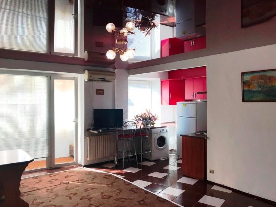 Здаю 2 к/кв.Планування: кухня-студія+спальня.Вул Соборна.Двір закритий Миколаїв