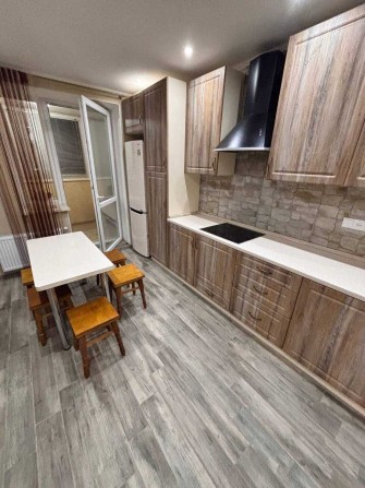 Двухкомнатная кв. ЖК Искринский, м. Защитников Украины - фото 1