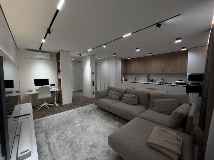 Оренда світлої та просторої квартири, 86 кв.м, ЖК Кінескоп, Героїв УПА - фото 1