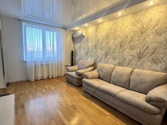 Реальная 3-ка на Алексеевке, Людвига Свободы 46, Победа Харків