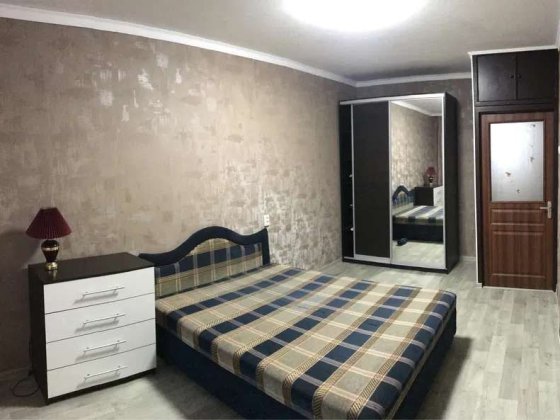 Сдам 2 кв метро Героев Труда Салтовская Можно военных.  6000 гр. Харків