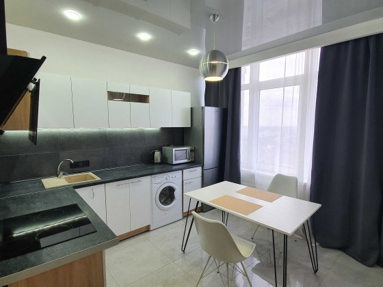 Центр Сдам  евродвушку  жк  34 Жемчужина ул Бассейная Одесса