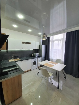 Центр Сдам  евродвушку  жк  34 Жемчужина ул Бассейная - фото 1