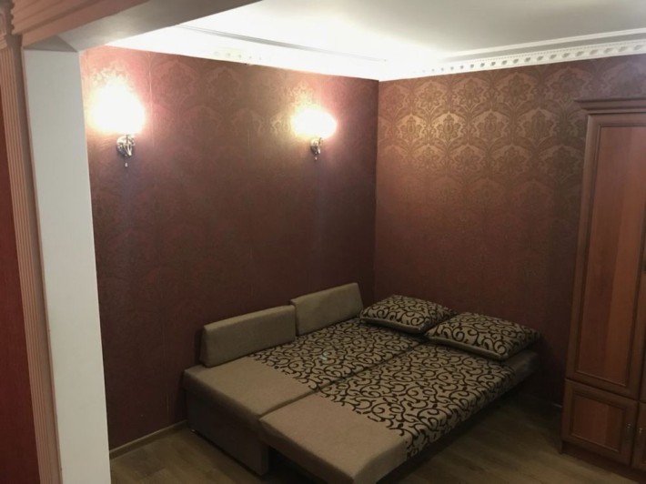 Сдам квартиру на Черёмушках, средний этаж/Ивана и Юрия Лип - фото 1