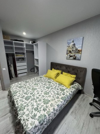 Большая одокомнатная на Таирова в новом доме на Жукова.Небесной сотни - фото 1