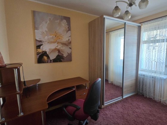 Оренда 3кім.поруч центру-ціна 15000, торг Львів