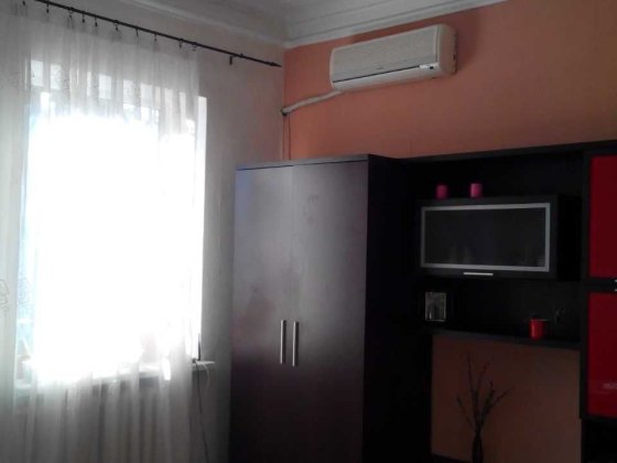 Сдам  двухкомнатную квартиру Прохоровская угол Мясоедовской Одесса